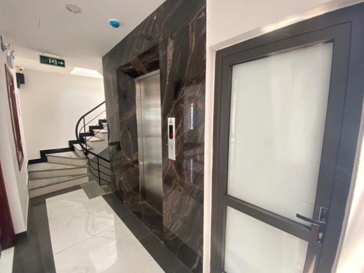 💥💥Mặt phố Chiến Thắng, Hà Đông 108m 7T thông sàn thang máy, KD đỉnh, 35 tỷ