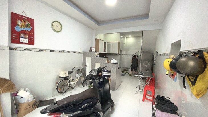 NHÀ MỚI KÍNH CONG – Ở NGAY – ĐẦY ĐỦ CÔNG NĂNG – HẺM 3M THÔNG – 31M – 3 TẦNG – CHỈ 3.5 TỶ – NGUYỄN NHÀ MỚI KÍNH CONG – Ở NGAY – ĐẦY ĐỦ CÔNG NĂNG – HẺM 3M THÔNG – 31M – 3 TẦNG – CHỈ 3.5 TỶ – NGUYỄN