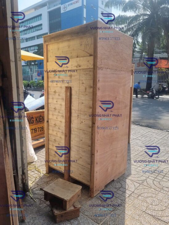 Cách Đóng Gói Đồ Dễ Vỡ Để Gửi Quốc Tế Mà Không Lo Hư Hại