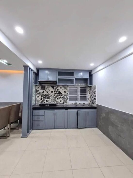 # Nhà Kiệt 325 Hùng Vương, 75m2, gác lửng sạch đẹp, 2.65 tỷ