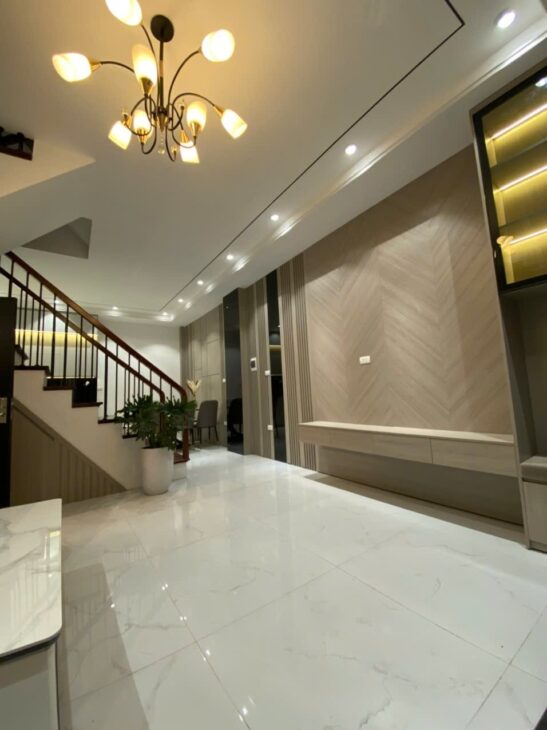 BÁN NHÀ QUAN HOA-CẦU GIẤY-40M-9.8TY. LH: 0982769586