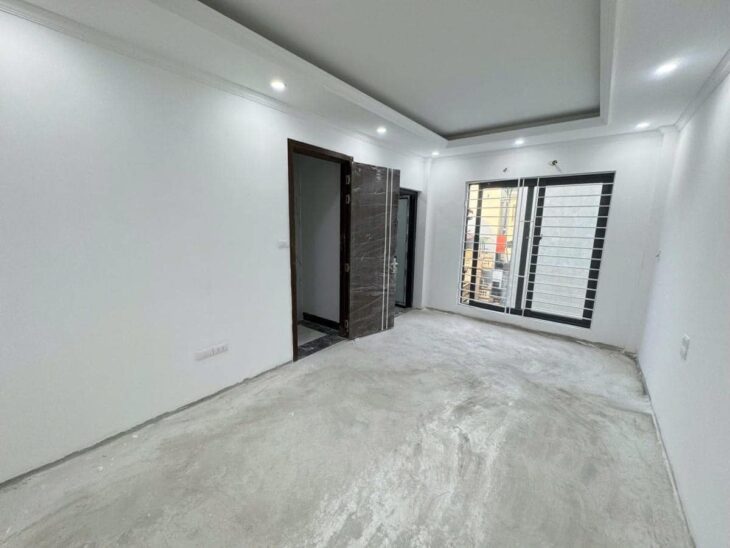 KHƯƠNG ĐÌNH – THANH XUÂN – MẶT TIỀN KHỦNG – OTO VÀO NHÀ – KINH DOANH – 40M*7T – THANG MÁY – 12.6 T