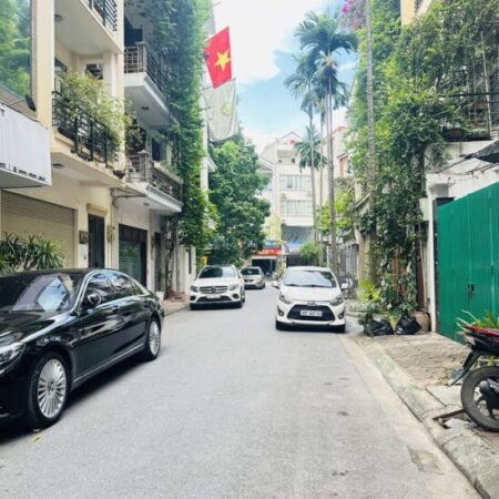 GIẢM SHOCK CHỈ 6.5 TỶ CÓ NGAY NHÀ ĐẸP KIM GIANG, Ô TÔ ĐỖ CỔNG, DT36M2*5T, LH 0975666943