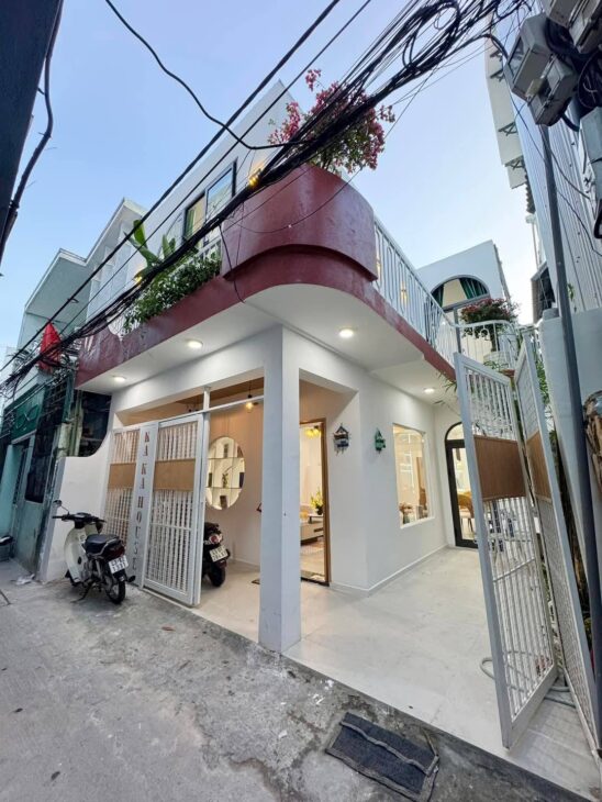 ► Kiệt gần Trưng Nữ Vương khu Chợ Mới, Phố Đi Bộ Bạch Đằng, 72m2, 2 tầng mới hiện đại, 3.75 tỷ