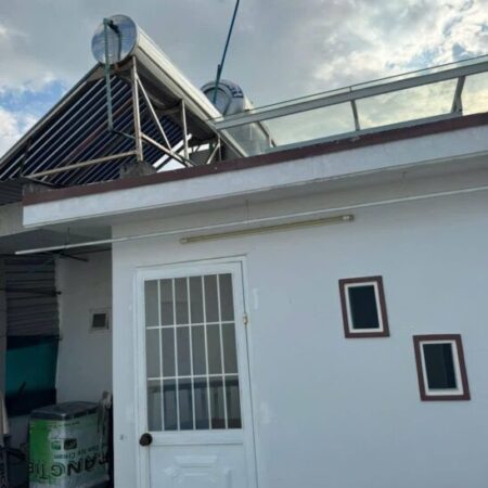 Bán nhà 3 tầng có 2 phòng trọ đang cho thuê hẻm 2/4 Nha Trang Vĩnh Hòa