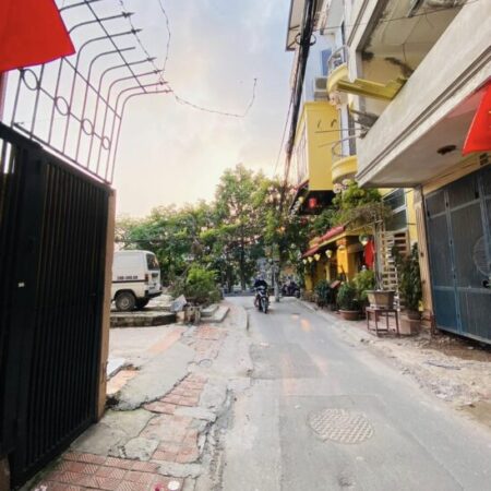 BÁN NHÀ PHƯƠNG MAI 5T-90M-MT6-28.5TY-ĐỐNG ĐA BÁN NHÀ PHƯƠNG MAI 5T-90M-MT6-28.5TY-ĐỐNG ĐA