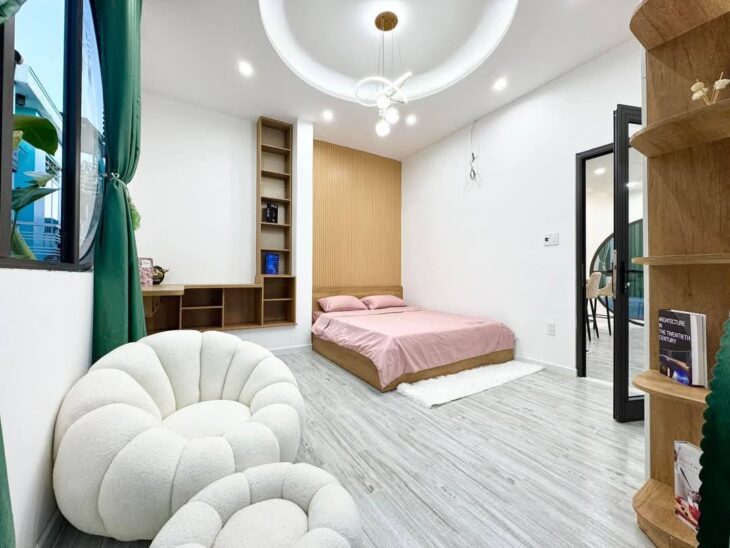 ► Kiệt gần Trưng Nữ Vương khu Chợ Mới, Phố Đi Bộ Bạch Đằng, 72m2, 2 tầng mới hiện đại, 3.75 tỷ