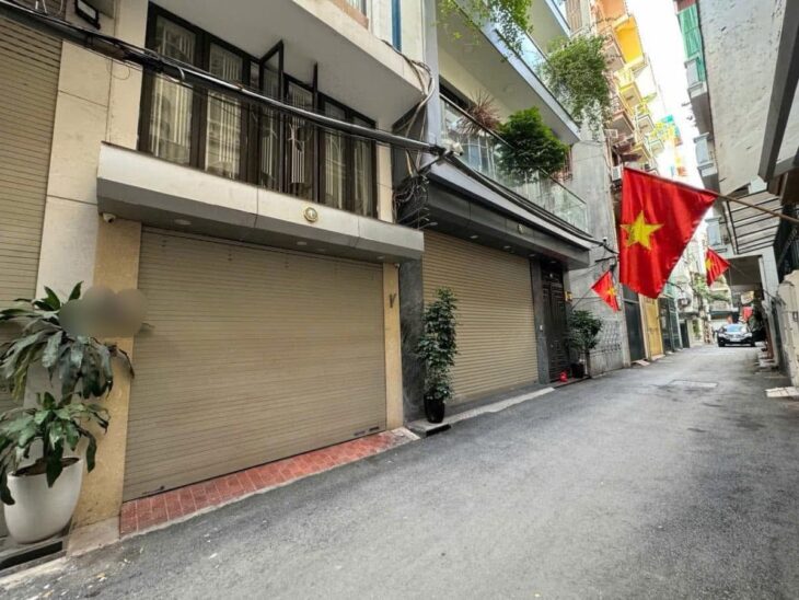 CỰC HIẾM-CHỈ HƠN 10 TỶ- Ôtô đỗ cửa Phố Tôn Đức Thắng 36m/6Tầng,mới đẹp ở ngay