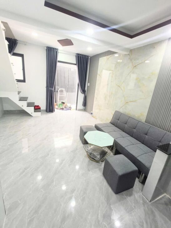 Bán nhà mới xây xịn xò – Nhà 1 trệt 1 lầu 2pn 2wc, NGAY NGÃ TƯ THUE ĐỨC