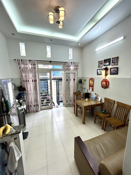 BÁN NHÀ LÔ NHÌ MẶT TIỀN HUỲNH TẤN PHÁT – QUẬN 7 – GIÁ TỐT, 381 Huỳnh Tấn Phát, Tân Thuận Đông,