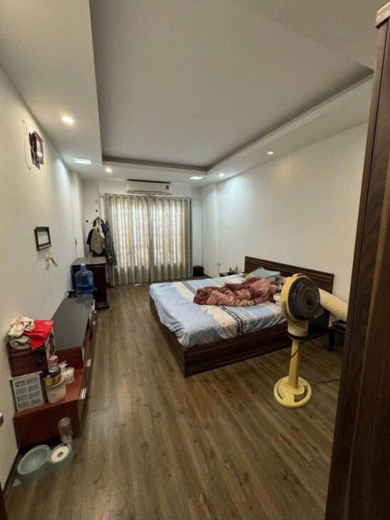 CỰC HIẾM-CHỈ HƠN 10 TỶ- Ôtô đỗ cửa Phố Tôn Đức Thắng 36m/6Tầng,mới đẹp ở ngay