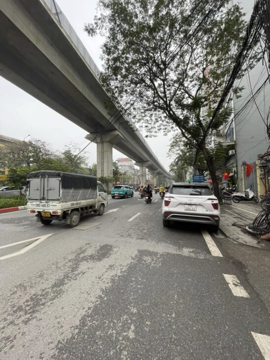 BÁN NHÀ MẶT PHỐ HOÀNG CẦU – VỈA HÈ RỘNG – KINH DOANH ĐỈNH – 1 MẶT PHỐ, 1 MẶT NGÕ – 100m2 – 6.5m MT