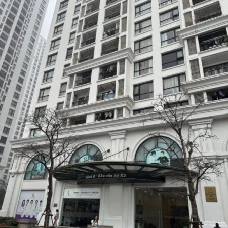 BÁN CĂN CHUNG CƯ ROYAL CITY – BAN CÔNG ĐÔNG NAM – 3 PN – 2 WC – 131M2 – 13.5 TỶ