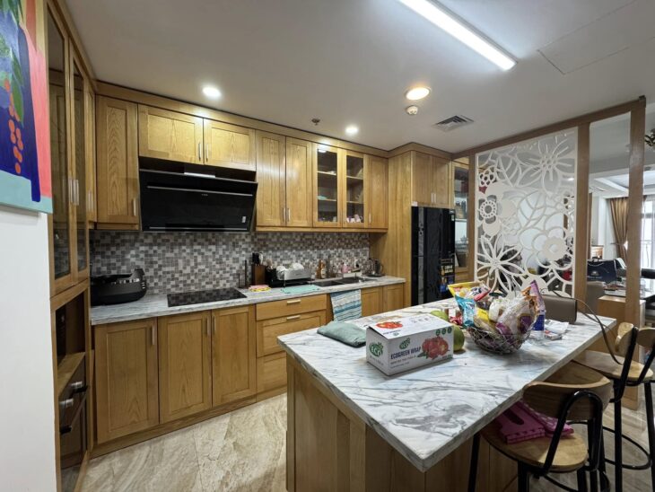 BÁN CĂN CHUNG CƯ ROYAL CITY – BAN CÔNG ĐÔNG NAM – 3 PN – 2 WC – 131M2 – 13.5 TỶ