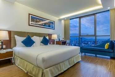 Bán khách sạn 4 sao view biển Mỹ Khê -Gía 265 tỷ ,