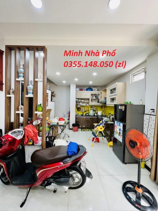 Bán Nhà Nguyễn Thượng Hiền, 40m2, 4 Tầng Chỉ hơn 5 Tỉ
