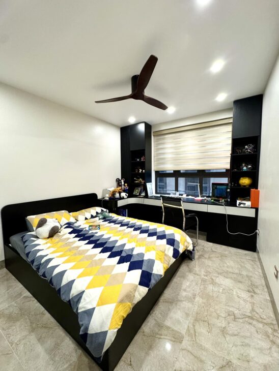 Bán nhà Vương Thừa Vũ 42m2.5T nhà mới, ngõ thông, phân lô, ô tô đỗ cửa