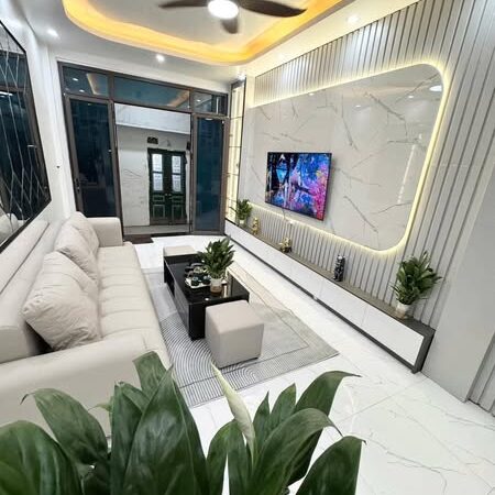 NHÀ MỚI Ô CÁCH – VIỆT HƯNG – NGÔ GIA TỰ – LONG BIÊN GẦN 35m x 5 TẦNG MỚI KOONG – CHỈ 5,5 TỶ OTO ĐỖ