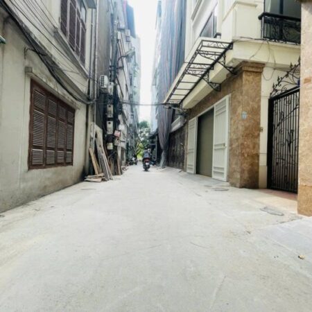 Bán nhà phân lô phố Chùa Láng – Đống Đa, 47m2, mt4,5m, GIÁ 17,79 tỷ