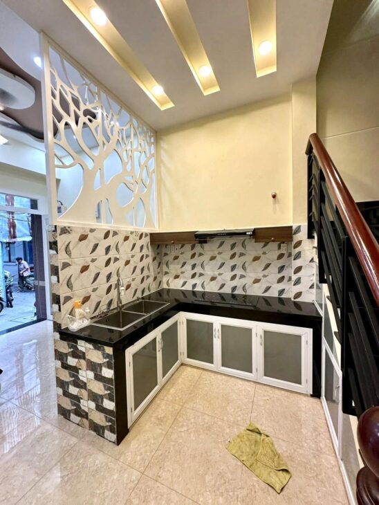 Bán nhà mới, 3 tầng – Võ Văn Kiệt Quận 5 – 85m2