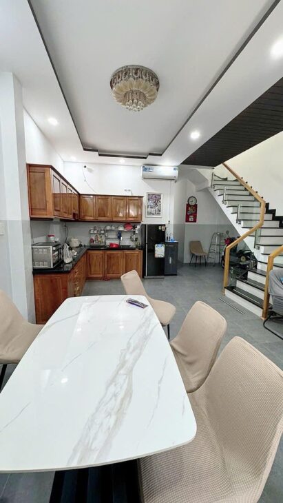 BÁN NHÀ 2 TẦNG HẺM Ô TÔ ĐƯỜNG LƯƠNG ĐÌNH CỦA VĨNH NGỌC