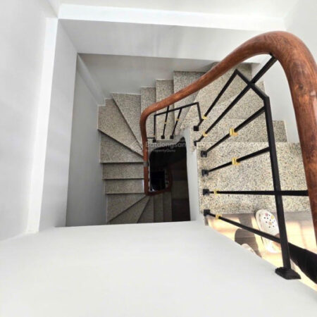 Xuân La – Võ Chí Công – Vị trí đẹp dân xây chắc chắn, ngõ 3m thông – gần phố nhà mới đẹp ở luôn