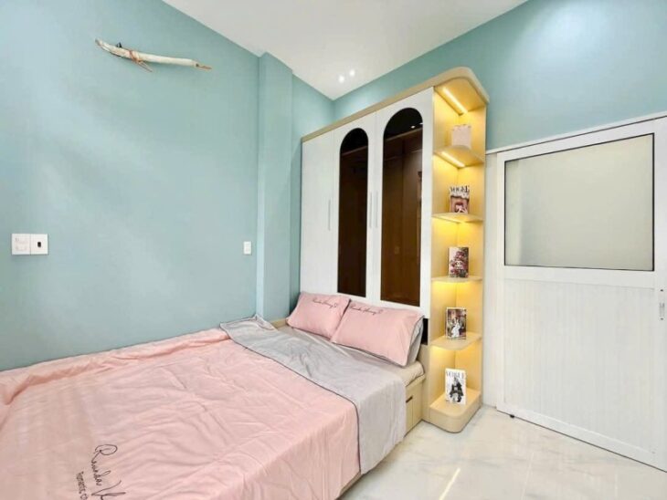 Bán nhà Đẹp Nguyễn Văn Nghi Gần Trung Tâm Vincom, Công Viên Nhỉnh 3 Tỉ