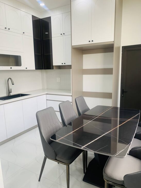 CHÍNH CHỦ NHỜ BÁN NHÀ TRUNG TÂM ĐỐNG ĐA 35M2, 6 TẦNG THANG MÁY GIÁ 8 TỶ