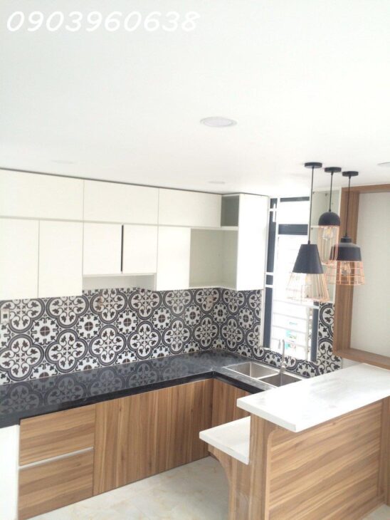 THẠNH XUÂN 40 – GÓC 2MT – THÔNG – CẶP NHÀ 10 PHÒNG – 93,2m2 thổ cư -7,45 tỷ .