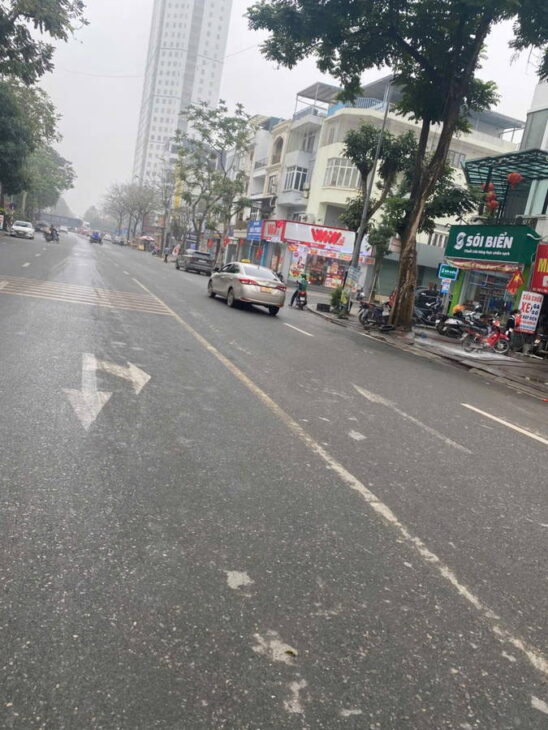 Bán Liền Kề khu ĐT Văn Phú 72mx4 tầng,vỉa hè, ô tô, kinh doanh đỉnh 18 tỷ.