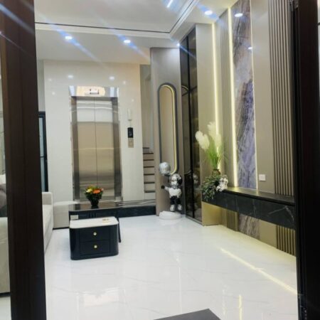 CHÍNH CHỦ NHỜ BÁN NHÀ TRUNG TÂM ĐỐNG ĐA 35M2, 6 TẦNG THANG MÁY GIÁ 8 TỶ