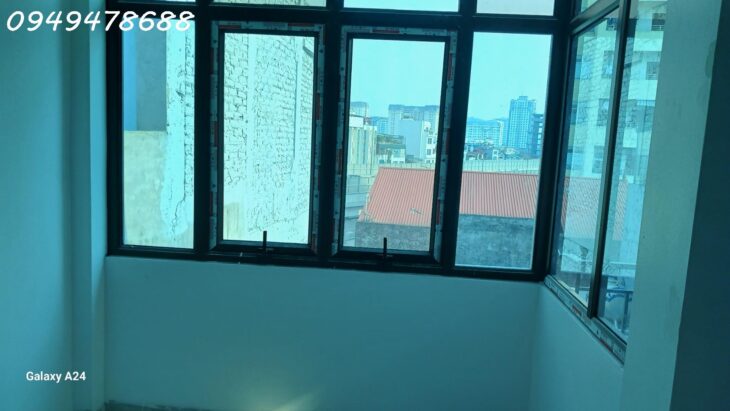 BÁN NHÀ 30M2 – 6 TẦNG THANG MÁY- MT 8M – 30M RA MẶT PHỐ TĂNG THIẾT GIÁP – Ô TÔ TRÁNH