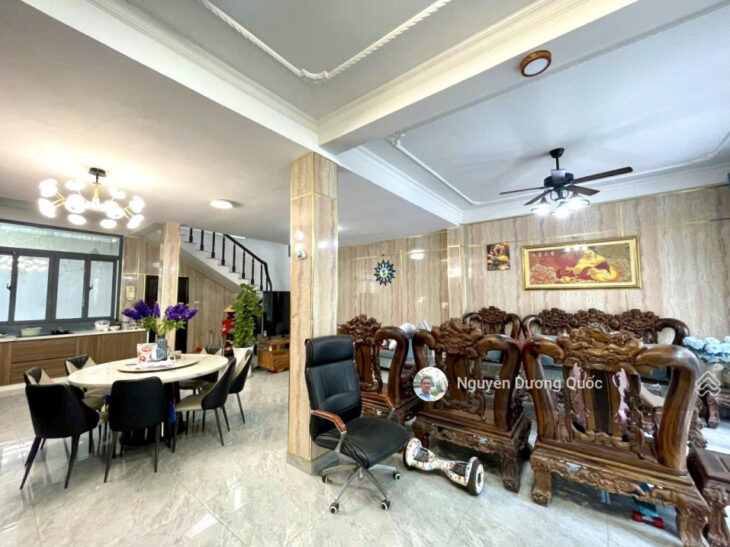 Hot! Nhà phố 4 tầng ngang 7m dài 16m phong cách châu âu – chỉ 15.8 tỷ TL, cách PMH 800m