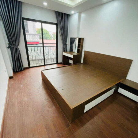 Cho thuê : cho thuê nhà nguyên căn ,ngõ 143 xuân phương Dt 55m2x 5 tầng