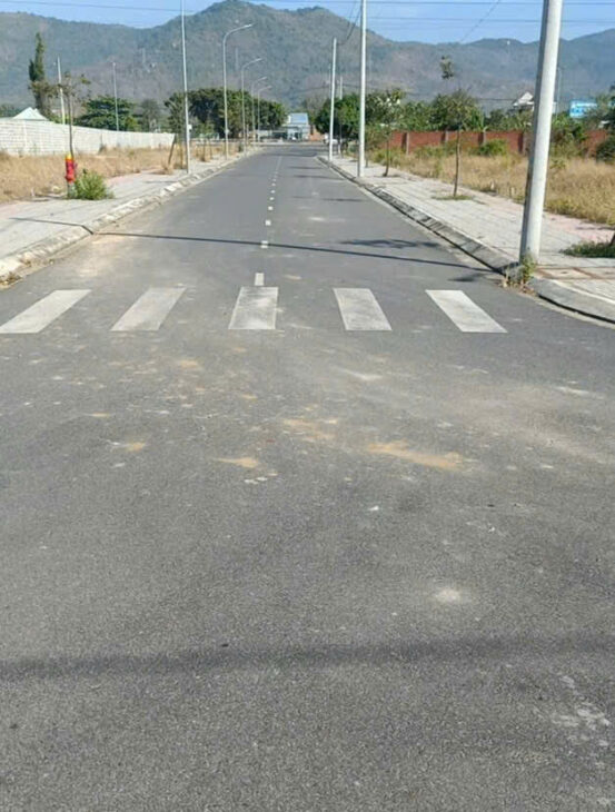 Hàng Hót ! Đất phường Kim Dinh, Tp, Bà Rịa. Lô góc 2 mặt tiền.