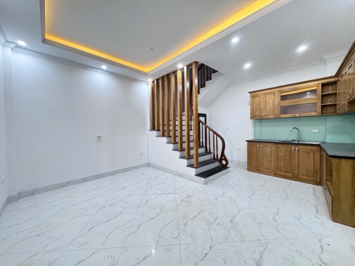 CHỈ 6 TỶ – NHÀ MỚI KÍNH KOONG CỔ NHUẾ – Ô TÔ ĐỖ SÁT NHÀ – NGÕ 3M – MẶT TIỀN BỀ THẾ – 5 TẦNG
