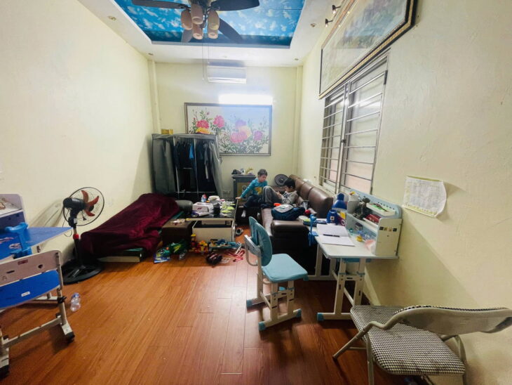 BÁN NHÀ ĐỊNH CÔNG 40M2 4 TẦNG MT3.5M GIÁ GẦN 7 TỶ