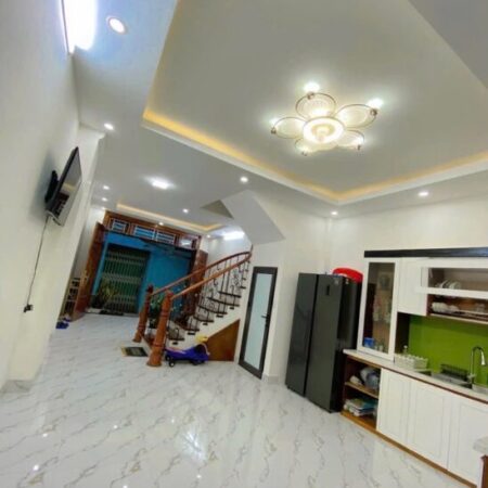 PHỐ LỚN TRUNG TÂM QUẬN HAI BÀ TRƯNG – TIỆN ÍCH NGẬP TRÀN – GIAO THÔNG THUẬN TIỆN-NHÀ MỚI – FULL NỘI