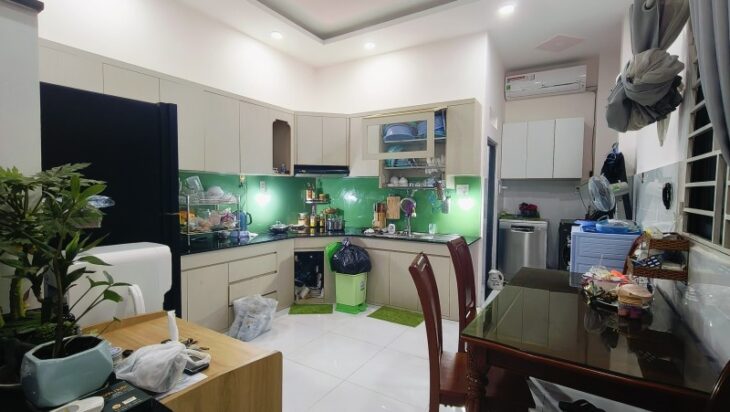 Bán nhà mặt phố Q.9, 58m², 4 tầng, 6.7 tỷ, sổ hồng