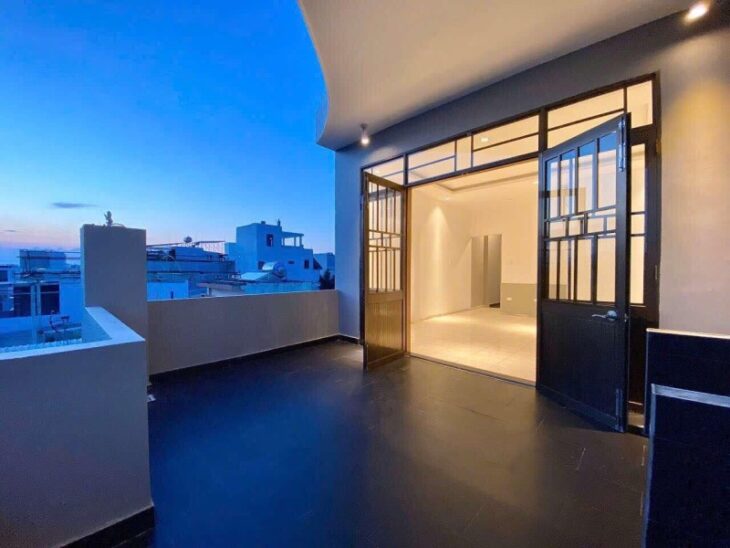 # Kiệt Ô tô đậu cửa Đống Đa, 120m2, 5 tầng riêng biệt, sang trọng, 5 phòng rộng, nội thất cao cấp