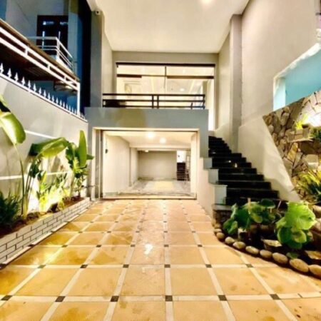 # Kiệt Ô tô đậu cửa Đống Đa, 120m2, 5 tầng riêng biệt, sang trọng, 5 phòng rộng, nội thất cao cấp # Kiệt Ô tô đậu cửa Đống Đa, 120m2, 5 tầng riêng biệt, sang trọng, 5 phòng rộng, nội thất cao cấp