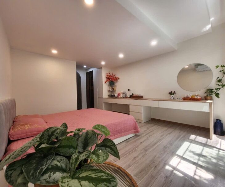 # Nhà Kiệt Ô tô đậu cửa Đặng Thuỳ Trâm, 74m2, 3 mặt thoáng, 2 tầng hiện đại, 3PN, 4.95 tỷ