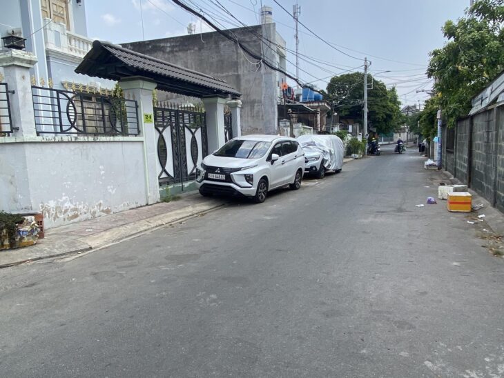 Bán gấp nhà ngay i vị trí vàng, đón đầu tiềm năng tăng giá tại Thủ Đức nhỉnh 4 tỷ.