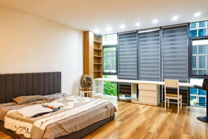 Nhà đẹp phố Hoàng Cầu 43m2 7T thang máy MT5m ô tô vào ngay Vườn Hoa 1-6