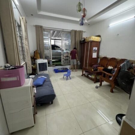 1 CĂN DUY NHẤT – NHÀ 2 LẦU NGANG 6M – đối diện Vạn Phúc – HXH – Giá chỉ 69 triệu/m²