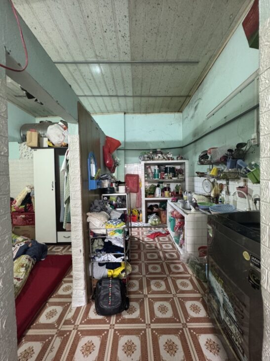► Gần Nguyễn Văn Huyên, CMT8, Ô tô đậu, 65m2, C4, 2 mặt thoáng, ngang 6.5m vuông, 2.59 tỷ