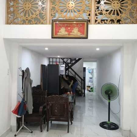 ► Nhà Kiệt 3m gần MT Nguyễn Chí Thanh, 45m2, 2 tầng, sạch sẽ 2.8x tỷ