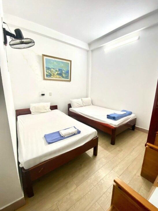 # Nhà kiệt 5m gần Ông Ích Khiêm sát Biển, 100m2, 3 tầng, 12 phòng KD, 8.x tỷ