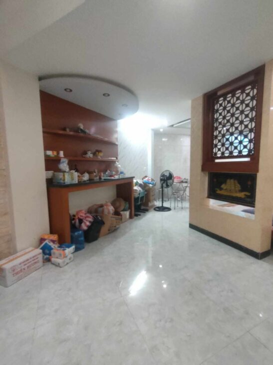 ► Nhà sát Nguyễn Tất Thành, Hà Khê 02, 135m2, 2 tầng cứng, còn mới, 5PN, 3.xx tỷ ~28tr/m2