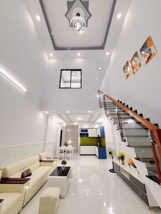 NHÀ 2 TẦNG – LÔ GÓC – 68M2 – HẺM XE HƠI – AEON BÌNH TÂN – Ở NGAY